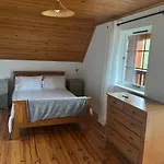 Chalet Large Newly Refurbished Lakeside With Optional Private Hot Tub Duneena