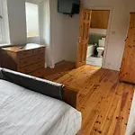 Large Newly Refurbished Lakeside With Optional Private Hot Tub Chalet *
