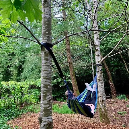 Large Newly Refurbished Lakeside With Optional Private Hot Tub Dağ evi Duneena