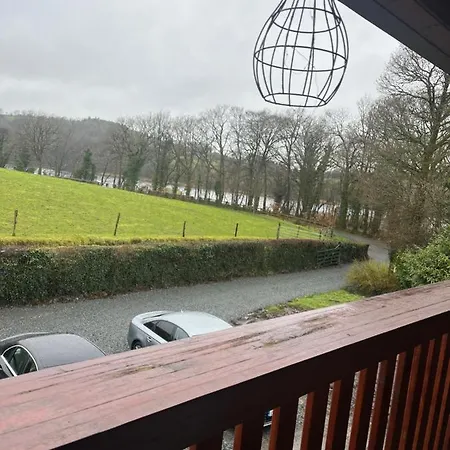シャレー Large Newly Refurbished Lakeside With Optional Private Hot Tub