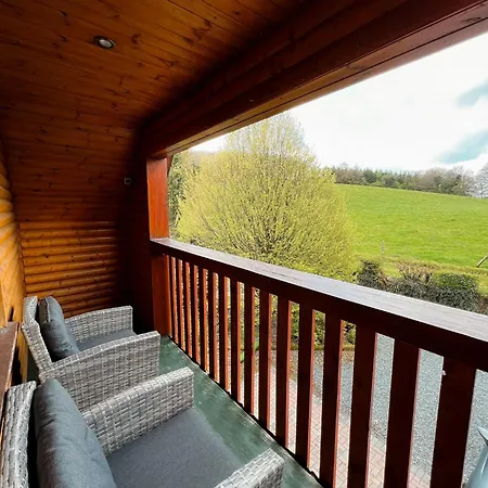 シャレー Large Newly Refurbished Lakeside With Optional Private Hot Tub Duneena