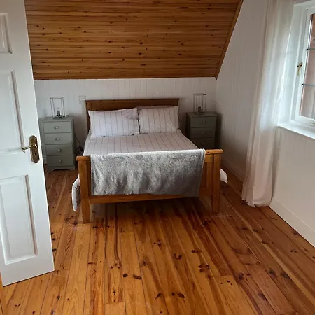 Large Newly Refurbished Lakeside With Optional Private Hot Tub Dağ evi Duneena