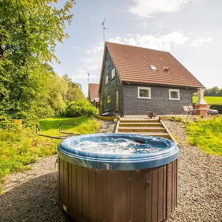Chalet Large Newly Refurbished Lakeside With Optional Private Hot Tub *