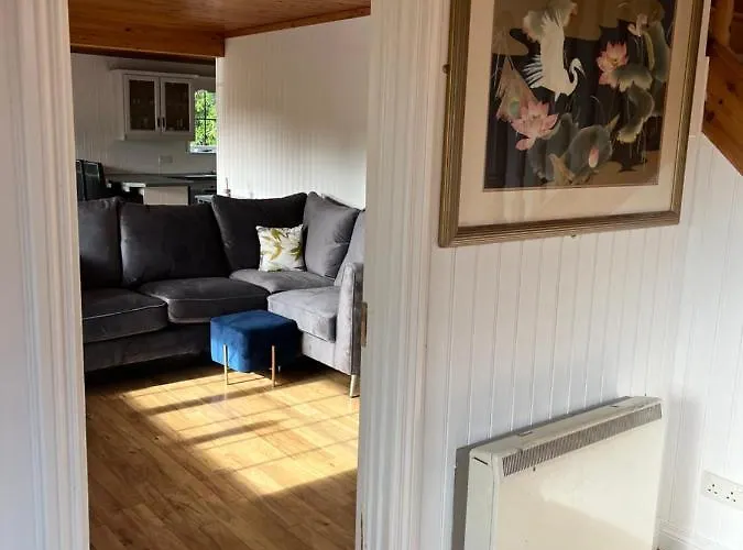 Domek alpejski Large Newly Refurbished Lakeside With Optional Private Hot Tub